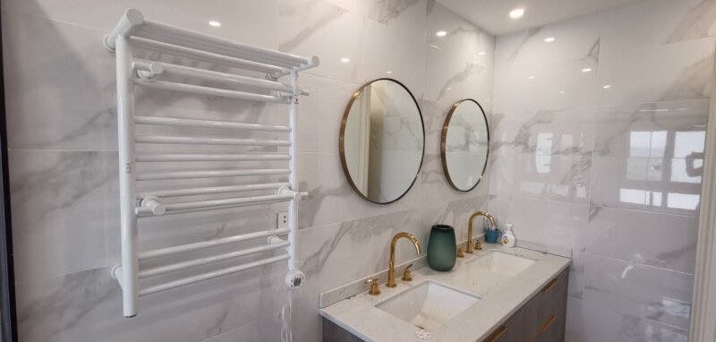 電熱毛巾架膠黏固定